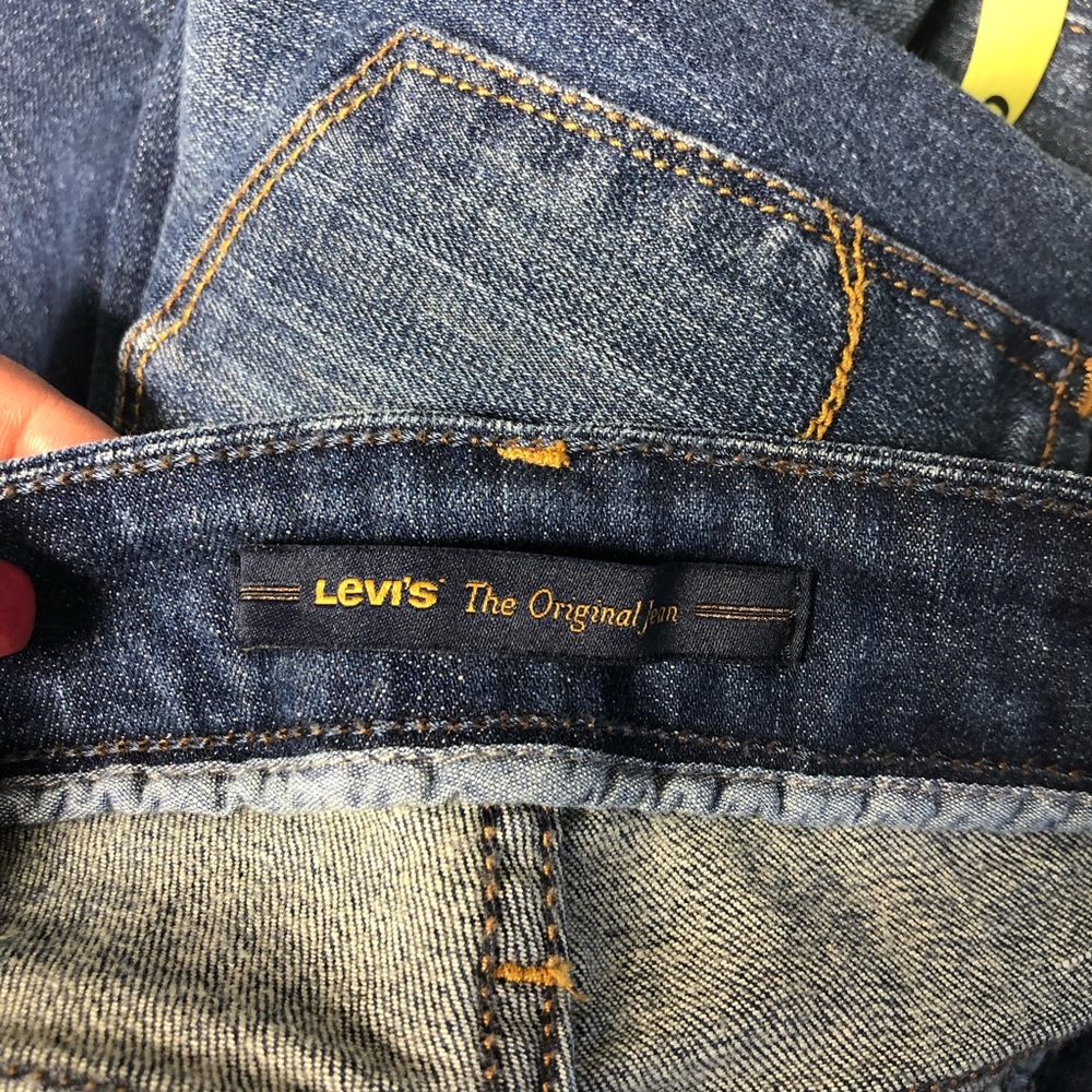 Levi’s Boot Cut Size 4m View 5